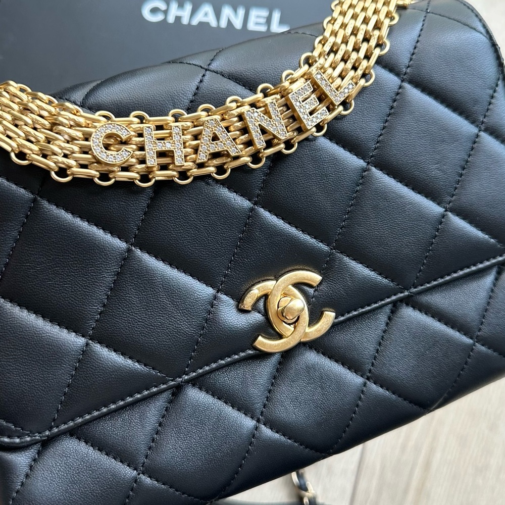 Chanel bag - Picture 7 of 9